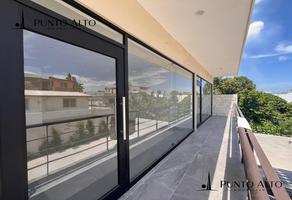 Foto de inmueble en AV. Jalisco Col. Unidad Nacional EN CD. Madero, Col. Unidad Nacional C.P. 89410, Ciudad Madero