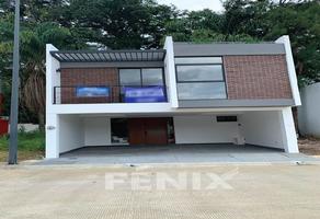 Foto de inmueble en Avenida Juarez, Col. Coatepec Centro C.P. 91500, Coatepec