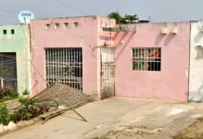 Foto de inmueble en Sta. Lucía #234, Col. Colinas de Santa Fe C.P. 91808, Veracruz