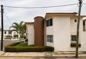 Foto de inmueble en cerezo #76, Col. Floresta 80 C.P. 91948, Veracruz