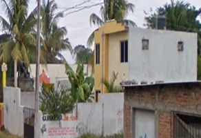 Foto de inmueble en TORNADO ESQ ECLIPSE #235, Col. Las Amapolas Dos C.P. 91698, Veracruz