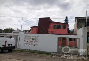 Foto de inmueble en Venta de Casa de 2 Niveles en Calle Colima, Col. Petrolera, Coatzacoalcos, Veracruz., Col. Petrolera C.P. 96500, Coatzacoalcos