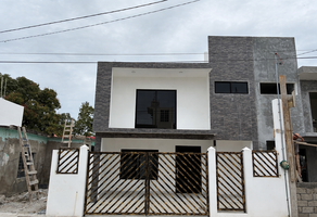 Foto de inmueble en , Col. Santiago de La Peña C.P. 92770, Tuxpan