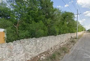 Foto de inmueble en Sin nombre de calle, Col. Baca C.P. 97450, Baca