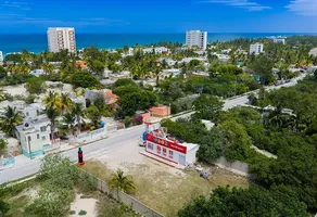 Foto de inmueble en Sin nombre de calle #382, Col. Chicxulub Puerto C.P. 97330, Progreso