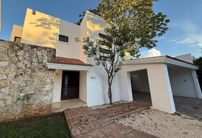 Foto de inmueble en Privada Cocoyoles, Col. Cocoteros C.P. 97203, Mérida