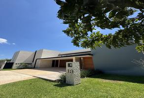 Foto de inmueble en Av. Temozon, Col. Ejido de Chuburna C.P. 97300, Mérida