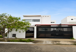 Foto de inmueble en calle 20, Col. Fraccionamiento Paseos de Mérida C.P. 97312, Mérida