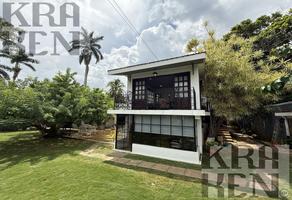 Foto de inmueble en Amplia Casa con Jardines, Alberca, Estudio y Preciosas Terrazas, Col. Garcia Gineres C.P. 97070, Mérida