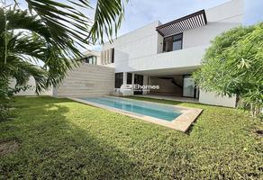 Foto de inmueble en calle 25, Col. Gran Santa Fe C.P. 97314, Mérida