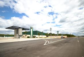 Foto de inmueble en Carretera Mérida-Cancún KM14, 97370 Teya, Yuc., México, Col. La Piedra C.P. 97370, Kanasín