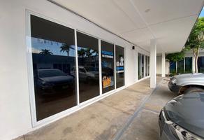 Foto de inmueble en Avenida Yucatán, Col. Los Pinos C.P. 97138, Mérida