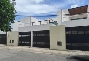 Foto de inmueble en calle 44, Col. Los Pinos C.P. 97138, Mérida