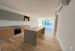 Foto de inmueble en calle 19, Col. Nueva Yucalpeten C.P. 97320, Progreso