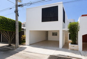 Foto de inmueble en , Col. San Vicente Chuburna C.P. 97206, Mérida