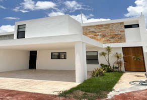 Foto de inmueble en Fontana, Col. Santa Gertrudis Copo C.P. 97305, Mérida