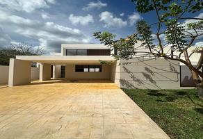 Foto de inmueble en CALLE SITPACH, Col. Sian Kaan C.P. 97305, Mérida