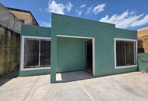 Foto de inmueble en Calle 61B, Col. Yucalpeten C.P. 97238, Mérida