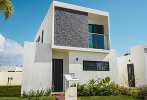 Foto de inmueble en Calle 74 No. 485 por 67 A y 69, Fraccionamiento Las Américas, 97110 Mérida, Yuc., Col. Unidad Habitacional Revolución I (Cordemex) C.P. 97110, Mérida