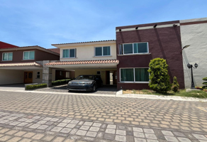 Foto de inmueble en Calle Prolongacion Heriberto Enriquez, Col. Agripín García Estrada C.P. 52165, Metepec