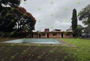 Foto de inmueble en Avenida Nacional y Narciso Mendoza #53, Col. Santa María Ahuacatitlán C.P. 62100, Cuernavaca