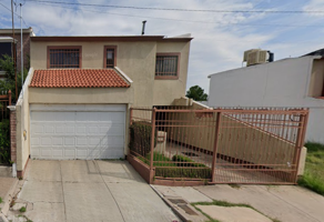 Foto de inmueble en California, Quintas del Sol, Campestre-Lomas, Chihuahua, Chih., Col. Sector Bolívar C.P. 31000, Chihuahua