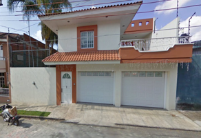 Foto de inmueble en LOS SAUCES #24, Col. FOVISSSTE C.P. 60160, Uruapan