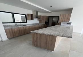 Foto de inmueble en Av. Alfonso Reyes 315, Contry Tesoro, 64850 Monterrey, N.L. #315, Col. Contry Tesoro C.P. 64850, Monterrey