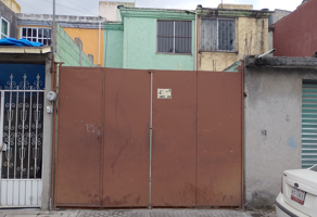 Foto de inmueble en C. Andres Quintanarro, Parte del Armando Neyra Chávez, 50200 Crespa Floresta, Méx., Col. Barrio San Gabriel C.P. 50200, Toluca