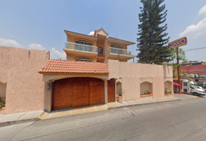 Foto de inmueble en De los Gobernadores, Col. Chilpancingo de los Bravos Centro C.P. 39000, Chilpancingo de los Bravo