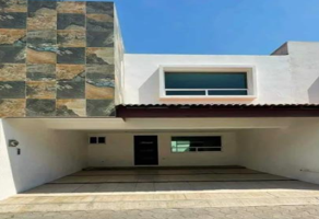 Foto de inmueble en Atlaco Poniente #1119, Col. Santiago Momoxpan C.P. 72775, San Pedro Cholula