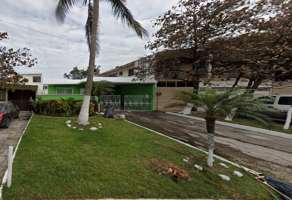 Foto de inmueble en Calle Ciruelo 70 #70, Col. Floresta C.P. 91940, Veracruz