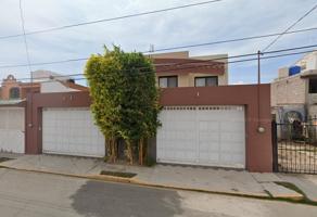 Foto de inmueble en De Los Cisnes Pte. 110, Villas de Pachuca, 42083 Pachuca de Soto, Hgo. #110, Col. Privada las Aves II C.P. 42083, Pachuca de Soto
