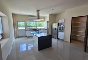 Foto de inmueble en P.º de Las Estrellas, Villas de Irapuato, 36670 Irapuato, Gto., Col. Villas de Irapuato C.P. 36670, Irapuato