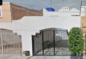 Foto de inmueble en Calle Africa 2071 #2071, Col. Magaña C.P. 44800, Guadalajara