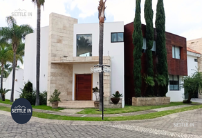 Foto de inmueble en Angelópolis, Col. San Bernardino Tlaxcalancingo C.P. 72820, San Andrés Cholula