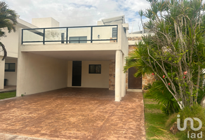 Foto de inmueble en Autopista Mérida Chixchulub, Col. Conkal C.P. 97345, Conkal