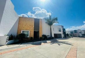 Foto de inmueble en Av. Montaña Monarca, Col. Rincón de Altozano C.P. 58350, Morelia