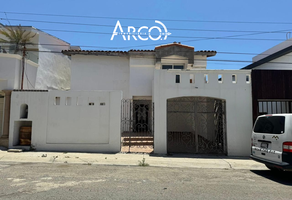 Foto de inmueble en Av. Bahía Magdalena, Col. San Marino C.P. 22870, Ensenada