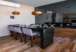 Foto de inmueble en Av. de la Salvación, Col. Balcones Coloniales C.P. 76140, Querétaro