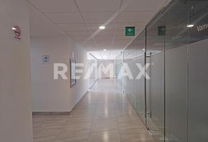 Foto de inmueble en Av. de la Salvación, Col. Balcones Coloniales C.P. 76140, Querétaro