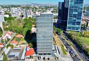 Foto de inmueble en Av. de las Américas, Col. Colomos Independencia C.P. 44240, Guadalajara