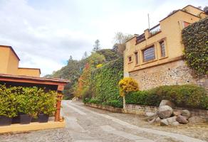 Foto de inmueble en Av. de las Flores, Col. San Lorenzo Acopilco C.P. 05410, Cuajimalpa de Morelos