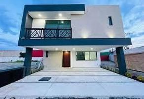 Foto de inmueble en Av. de los Gobernadores y Colegio Nuevo Continente, Col. San Salvador Tizatlalli C.P. 52172, Metepec