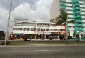 Foto de inmueble en Av del  Mar, Col. Ferrocarrilera C.P. 82013, Mazatlán