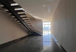 Foto de inmueble en Av. Fundidora, Col. Centro C.P. 64720, Monterrey
