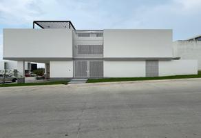 Foto de inmueble en avenida Guadalajara, Col. Valles de Nuevo México (La Periquera) C.P. 45134, Zapopan