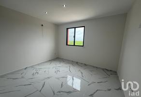 Foto de inmueble en Av. Huayacan, Col. Vía Cumbres Residencial C.P. 77560, Benito Juárez