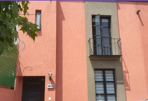 Foto de inmueble en Av insurgentes, Col. San Martín C.P. 54600, Tepotzotlán