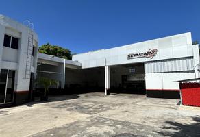 Foto de inmueble en Av Itzaez, Col. Merida Centro C.P. 97000, Mérida